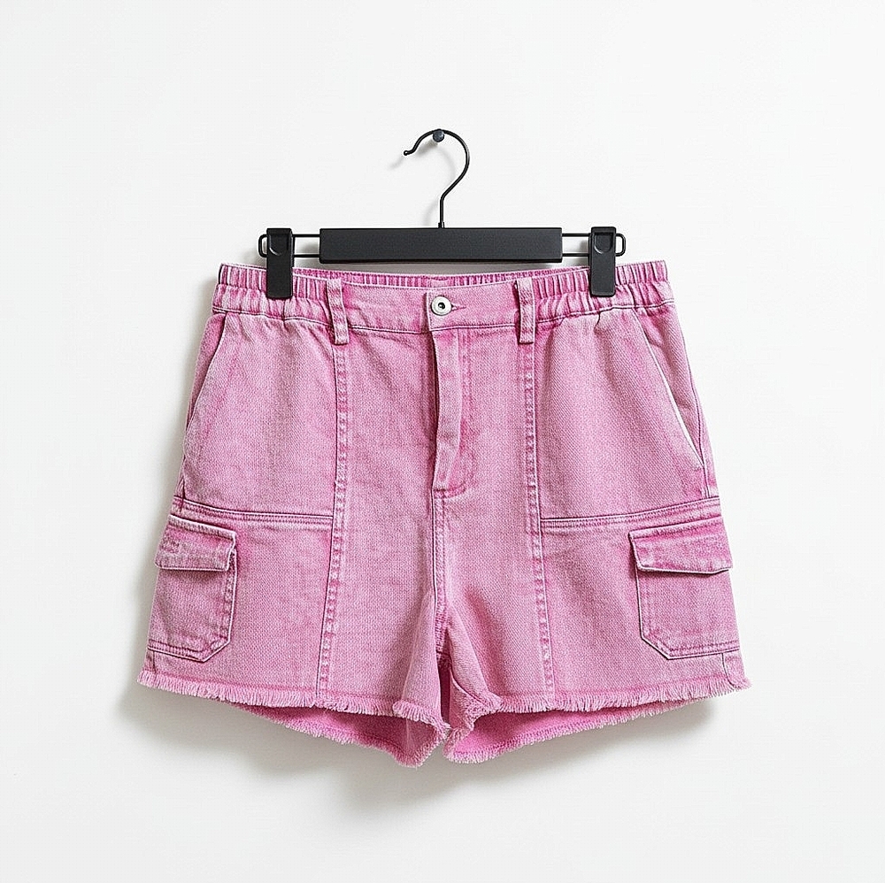 NWT! Very J Women’s Pink Cargo Denim Shorts